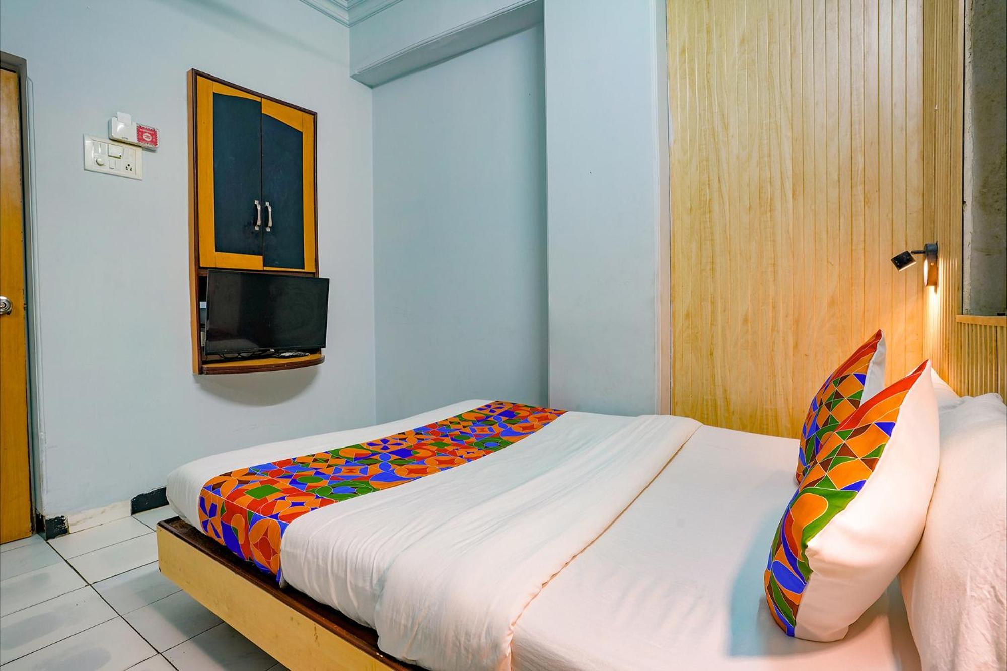 FabHotel Manas Residency Bombay Exterior foto