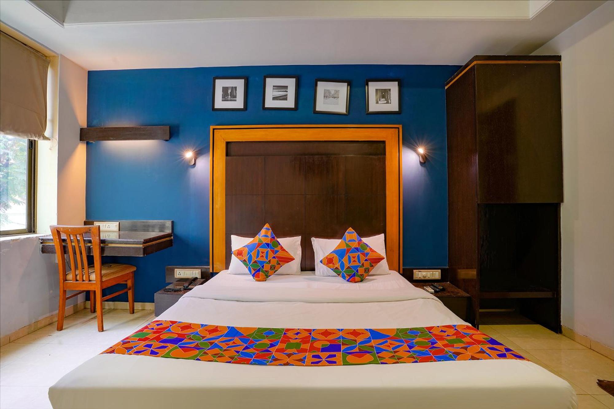 FabHotel Manas Residency Bombay Exterior foto
