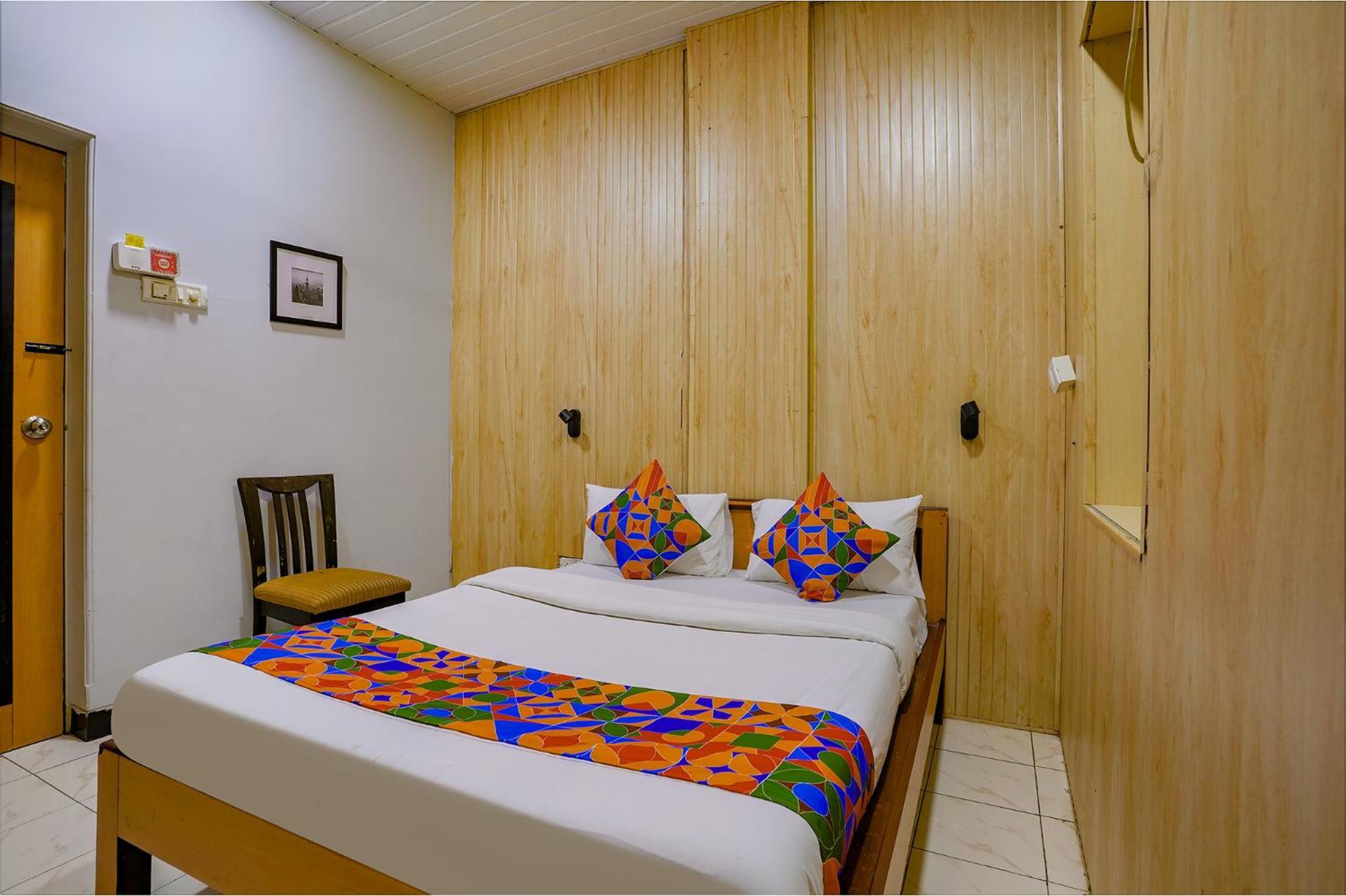 FabHotel Manas Residency Bombay Exterior foto